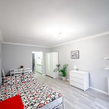 Apartament Grojecka Korotynskiego Leilighet Warszawa Rom bilde